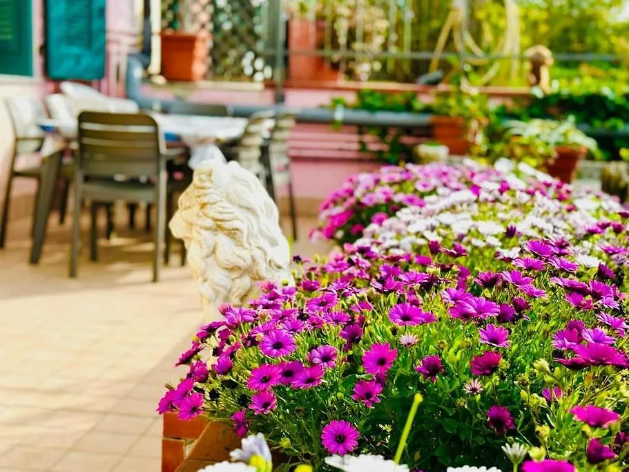 La Casa Di Ben Giardino Sul Mare Apartment Riva Ligure 0*,  Italy